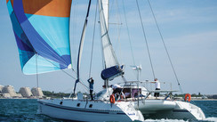 Multihulls Match Symmetrical Spinnakers